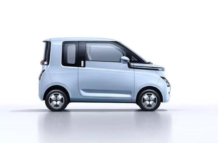 品质家庭轻出行的必选项，Air ev晴空上市续航300公里6.78万起