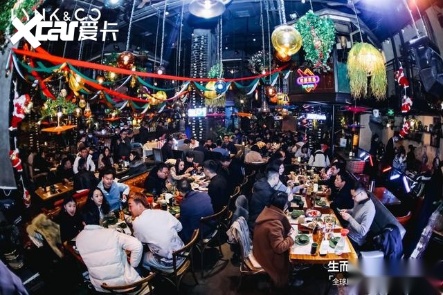 聚全球之力，造品质之车——全新领克01川渝领潮登场