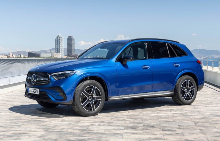 奔驰“最美”SUV！性感翘臀+豪华内饰+空悬 宝马X4：别欺人太甚