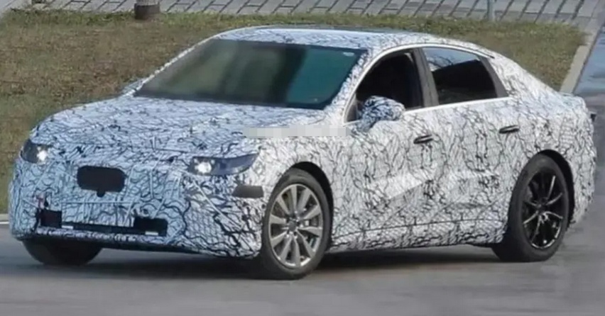 直面Model 3，奔驰新C级发布时间确认！变身轿跑，换S级内饰，带电