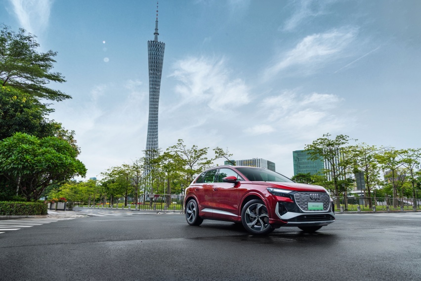 豪华电动时代 依点小编广州体验奥迪Q4 e-tron 500公里生活圈