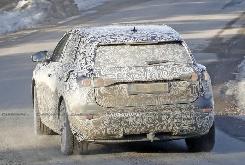 2022-Audi-Q6-e-tron-CarPix-14.jpg