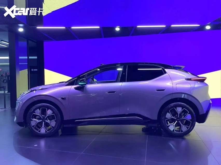 实拍全新领克20:颜值、舒适兼顾激光雷达很加分(图2)
