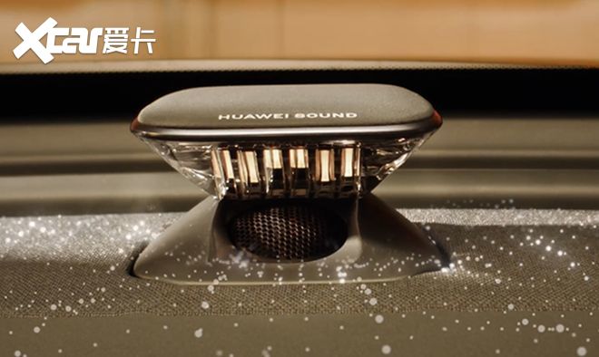 智能化加持,入门价格下探,日产天籁·鸿蒙座舱版解析