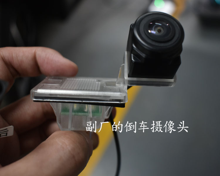 20款奔驰GLC260升级原厂360全景倒车影像案例—星捷越