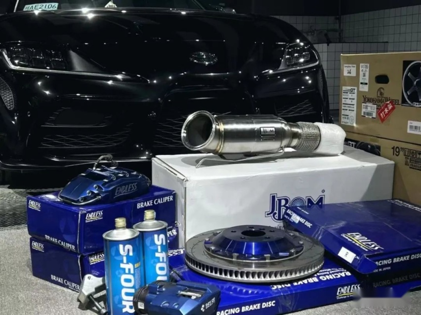 满是碳纤维件的丰田Supra，为了一套轮毂而舍去Endless刹车
