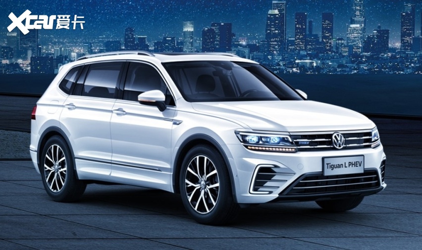 比亚迪全新5座混动suv亮相,预售22万起,只喝92,比途观l更大气