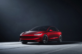 售价33.59万元，特斯拉Model 3高性能全轮驱动版上市