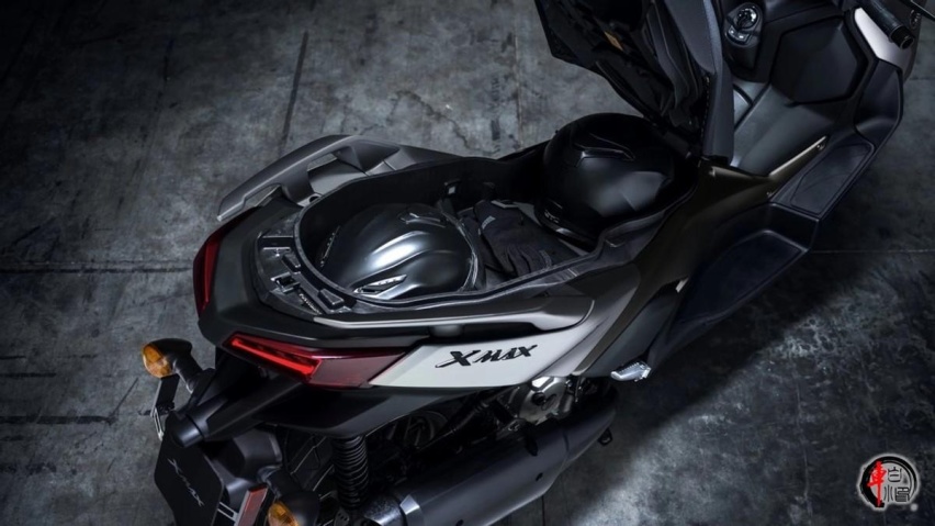 新车|2023雅马哈 XMAX 300舒适与操控结合,售价49800元