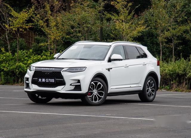 高性价比的SUV，车宽1米9多，入门配2.0T+8AT