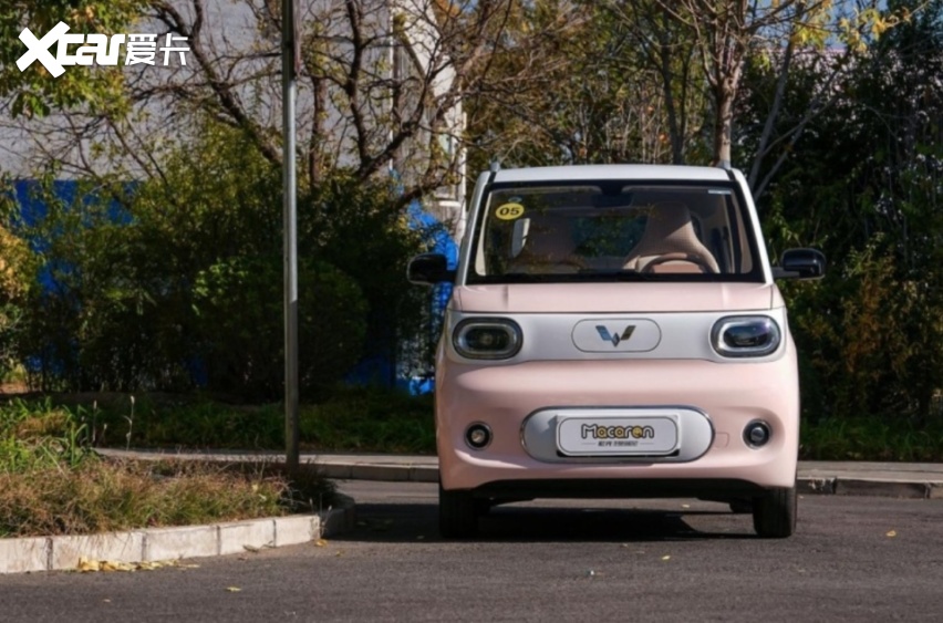 五菱再造国民神车 宏光miniev累计销量突破120万辆