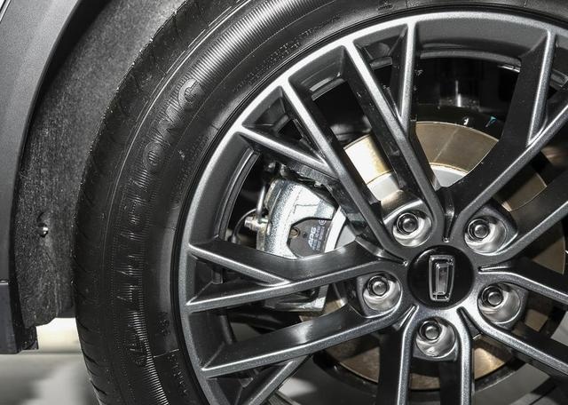 2022款奔腾T55，8万级SUV，红旗同款1.5T发动机怎么样？
