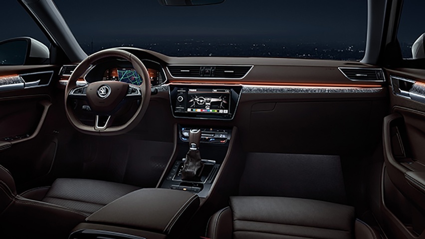 BMW 1系 VS 斯柯达速派 站在家用角度 您会怎么选？