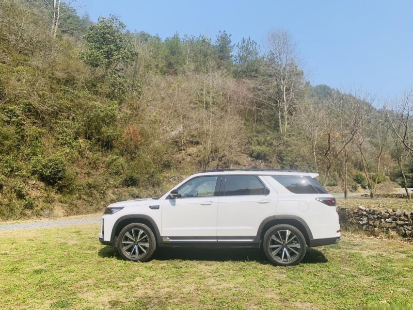 “20万级奶爸车新选择”—长安CS95PLUS千岛湖驾乘体验