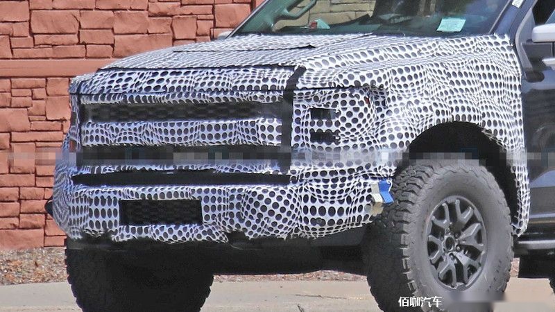 2021-ford-f-150-raptor-spy-photos (3).jpg
