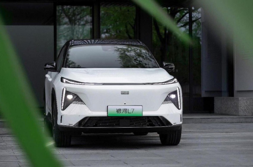 捷豹路虎成“换标奇瑞”？中国汽车迈入“合资2.0”时代