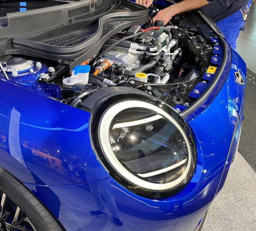 国产MINI Cooper EV量产车现身，长城宝马合作打造