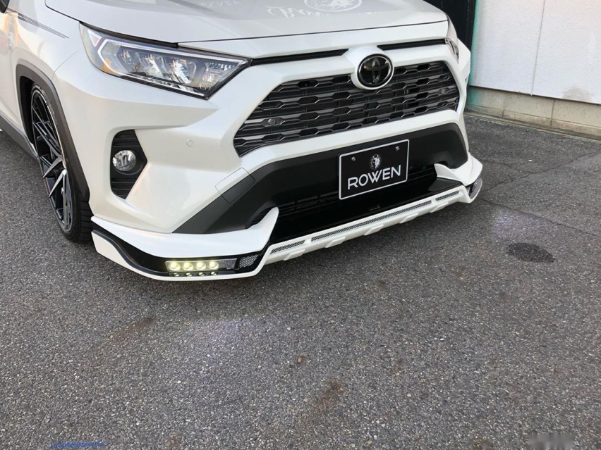 广州车展看到全新一代丰田RAV4不知道怎么改？Rowen外观