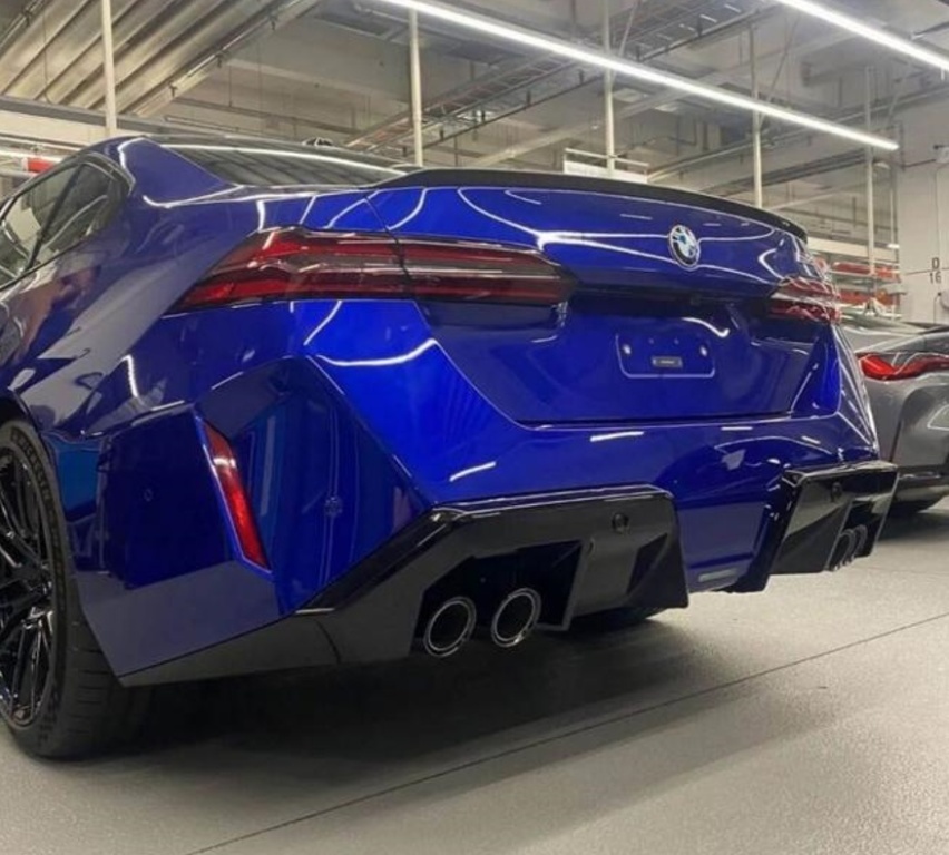 车重达2435kg，全新宝马M5参数信息曝光