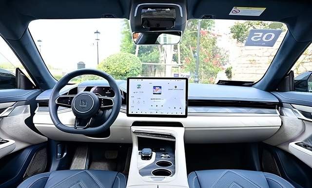 买纯电中大型车？汉EV、零跑C01等很合适