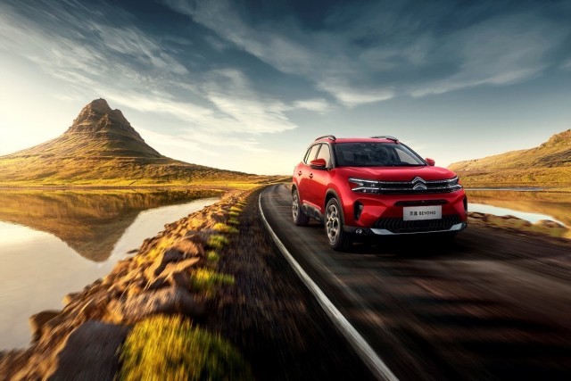 �|�Lѩ�F������BEYOND�����A�� 15.77�f��