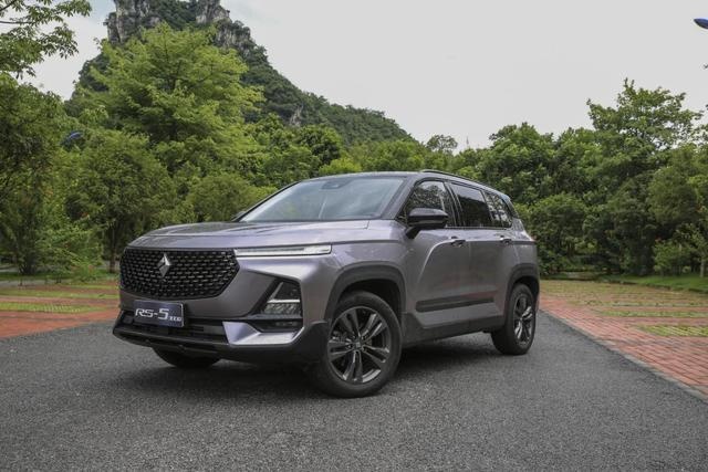 适合自驾游的SUV，动力强、空间大，10来万就能买且安全性还