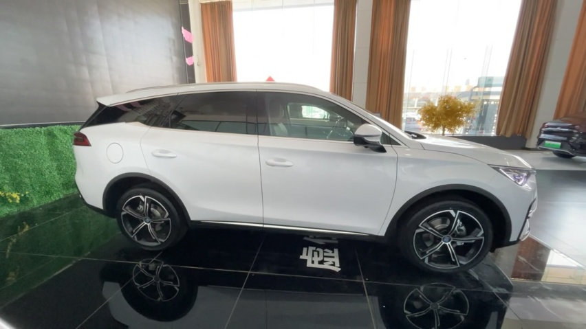 月销12658辆的比亚迪唐DMi怎么样，很多人因这两个缺点而后悔入手