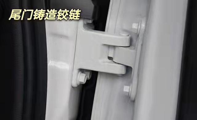 “带了牙套”的新款哈弗H9更强了，你会因为“长得丑”抛弃它吗？