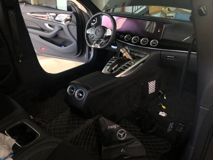 19款奔驰AMG GT50改装23P驾驶辅助系统和前排座椅记