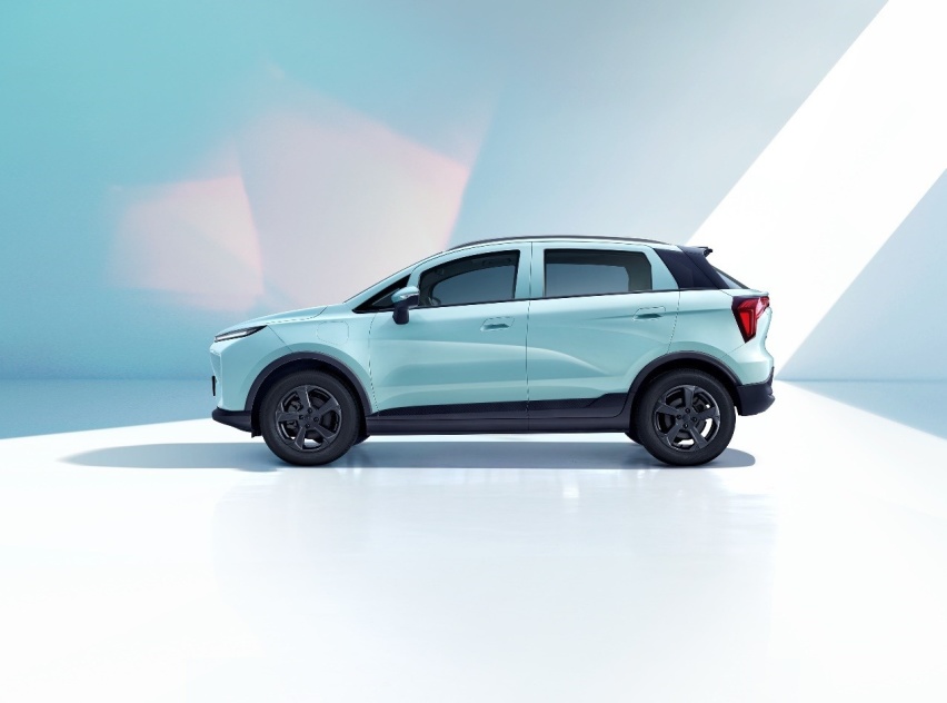真5座大空间纯电SUV，几何E萤火虫将于今天正式上市