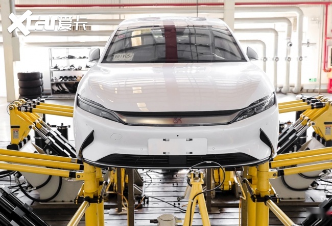 王传福：安全是最大的豪华智驾是安全的守护——比亚迪引领新能源价值回归(图5)