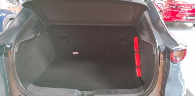 实拍2020款马自达CX-30！轴距2653mm配2.0L
