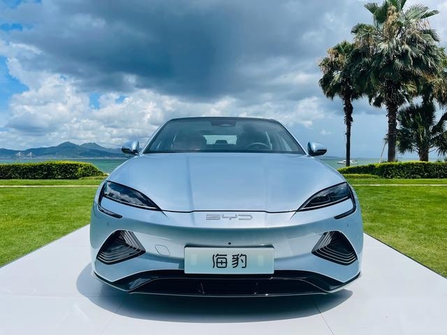 即将上市的比亚迪新车，3.8s破百，满电700KM，市场已供不应求？