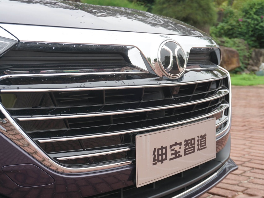 一辆国产车亏2万，一辆合资车赚7万？躺着赚钱就得了