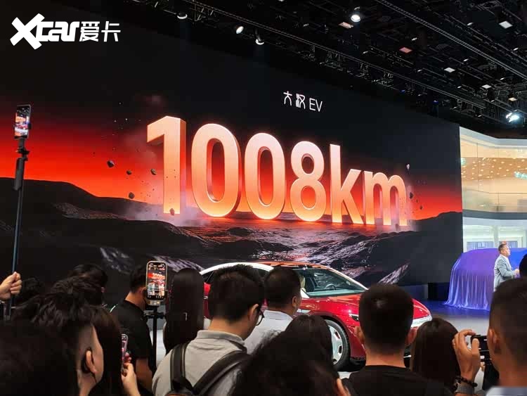 比亚迪大汉EV在成都车展上开启预售，预售价24.99万元起