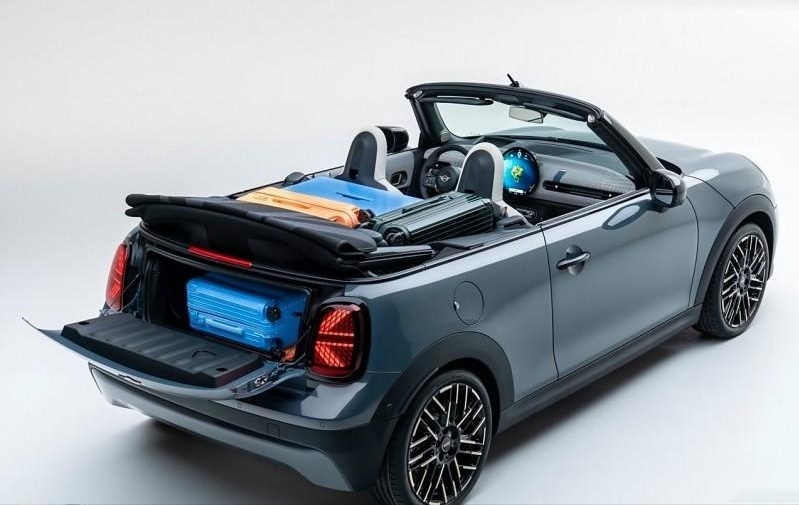 又萌又猛，全新MINI Cooper S Convertible帅气登