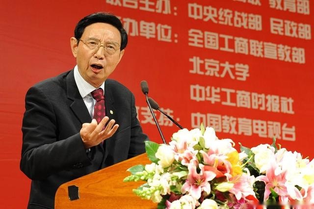 心疼81岁高龄的尹明善，也心疼力帆