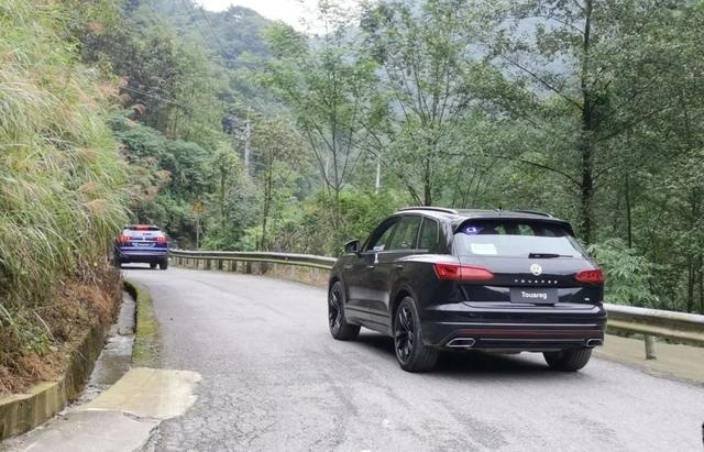 大众SUV家族试驾，途锐显高级感，国产侧重实用性