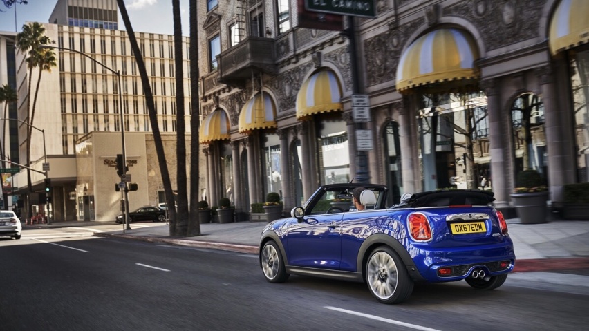 极致的自由浪漫，复古的英伦情怀，全新MINI CABRIO