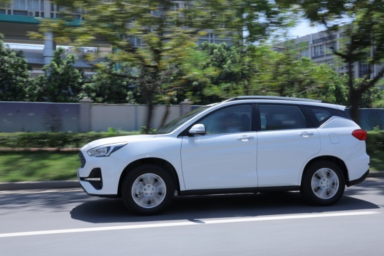 十万内必推荐的紧凑SUV，哈弗M6在列，这一款只需6万多！