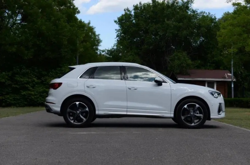 与其买辆相貌平平的中级轿车,不如考虑一下豪华品牌的SUV?
