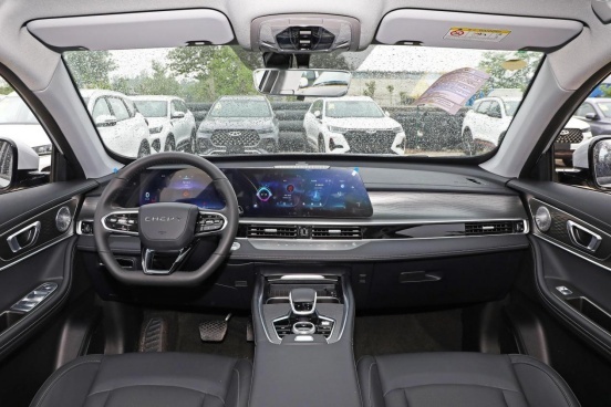 15万落地的3款七座SUV，独立座椅，第三排空间大362.png