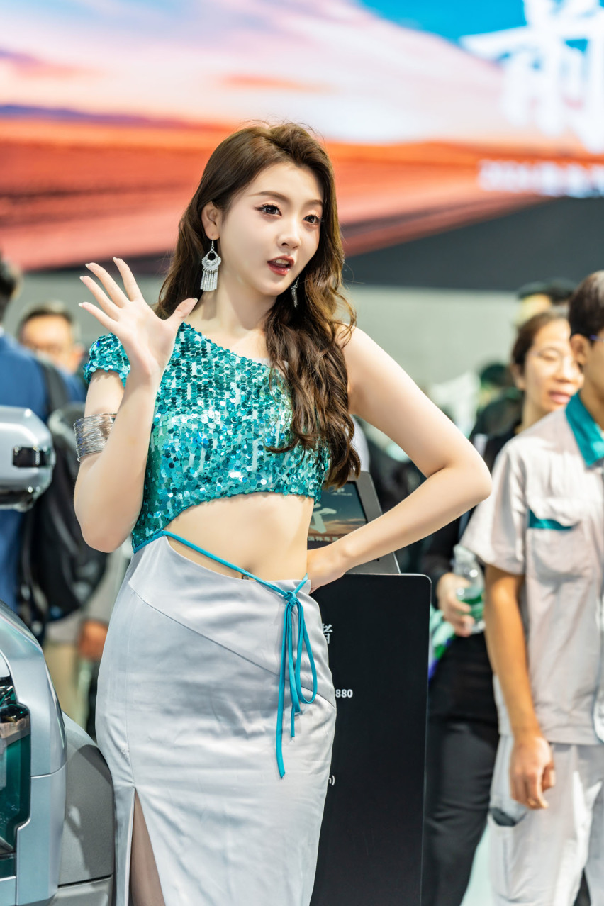 2024广州车展小姐姐大合集！是真男人就坚持到最后一张！