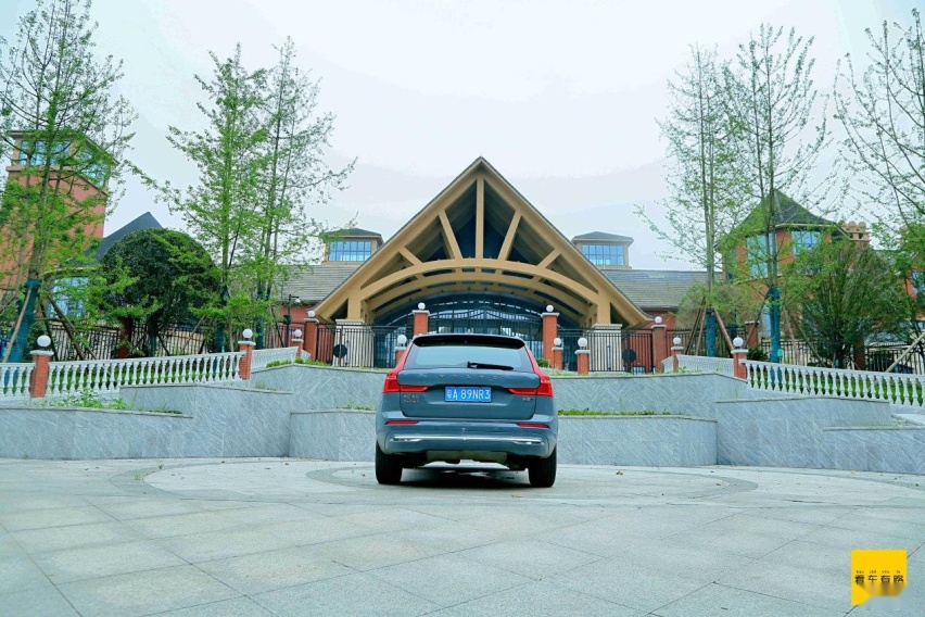 试驾沃尔沃XC60 B5版，全时智能四驱+48V轻混系统