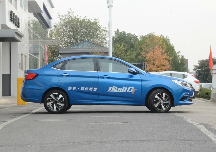 10万块买车长4米8的B级车，这才叫花小钱买大车！