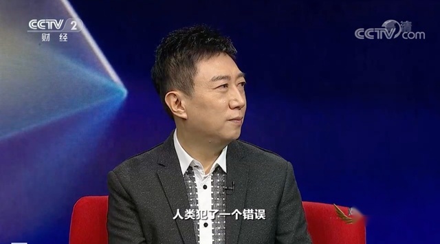 高合汽车，慌了