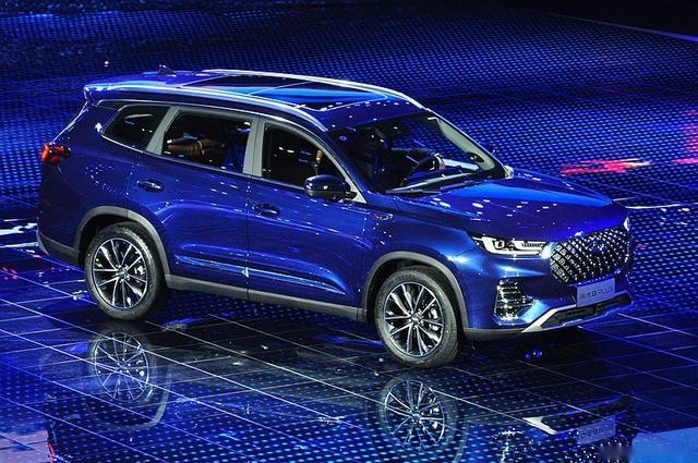 奇瑞瑞虎8PLUS上市 首载轻混增压动力 售12.49万元起