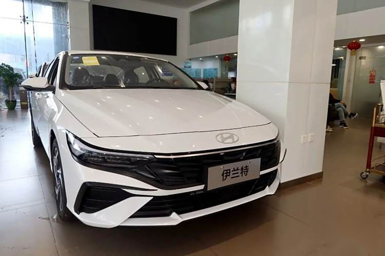 30万内的“宝藏车型” 探店北京现代第五代胜达