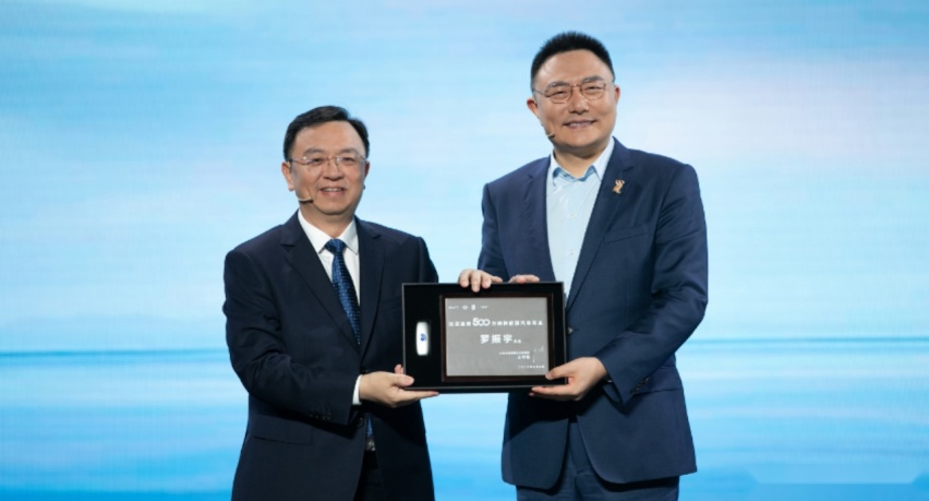 起于微末，发于华枝，比亚迪第500万辆新能源汽车下线390.png
