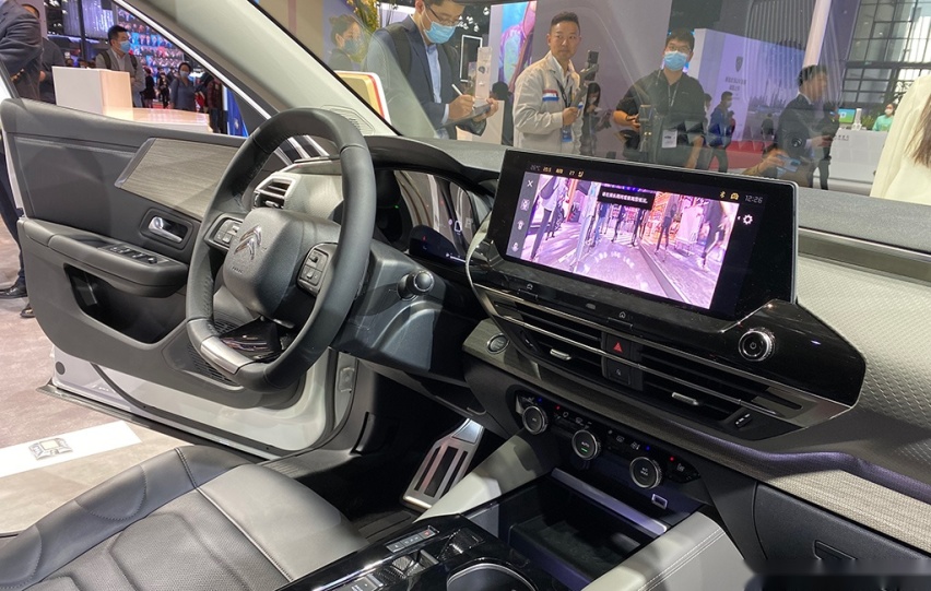 2021上海车展实拍：东风雪铁龙 凡尔赛C5X
